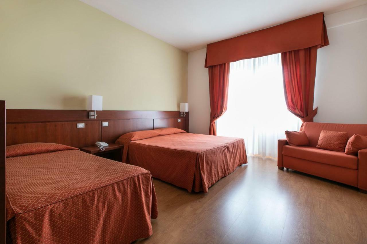 Hotel Conradi Chiavenna Dış mekan fotoğraf